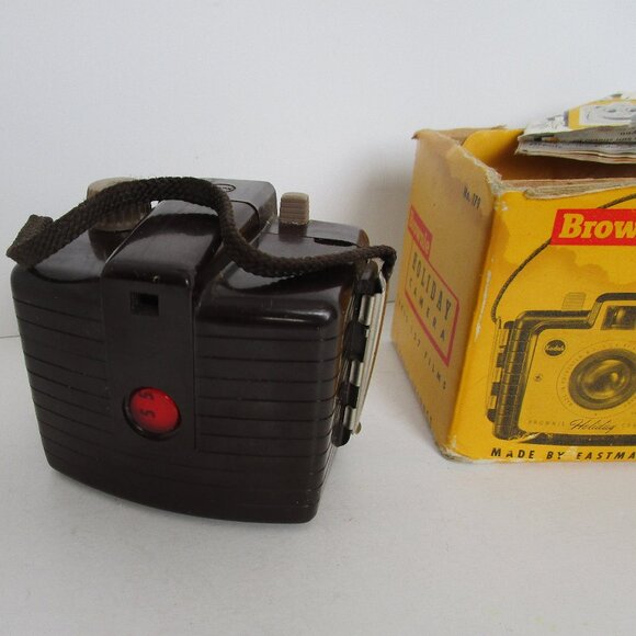 vintage Kodak Brownie instant camera - Picture 6 of 10